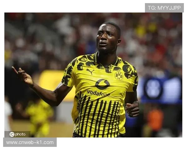 吉拉西梅开二度助多特取胜，展现射手本色