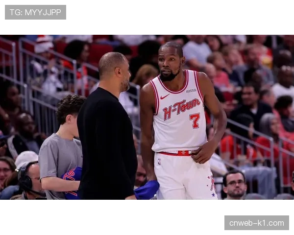 深度战术：解析火箭队四月七连胜的关键，乌度卡的防守体系如何成型